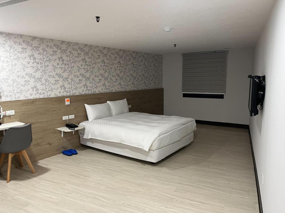 Lan Yin Tie Dao Hotel Tainan Exterior photo
