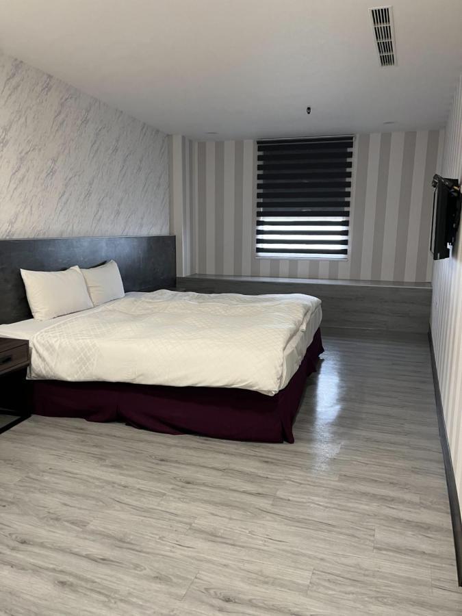 Lan Yin Tie Dao Hotel Tainan Exterior photo