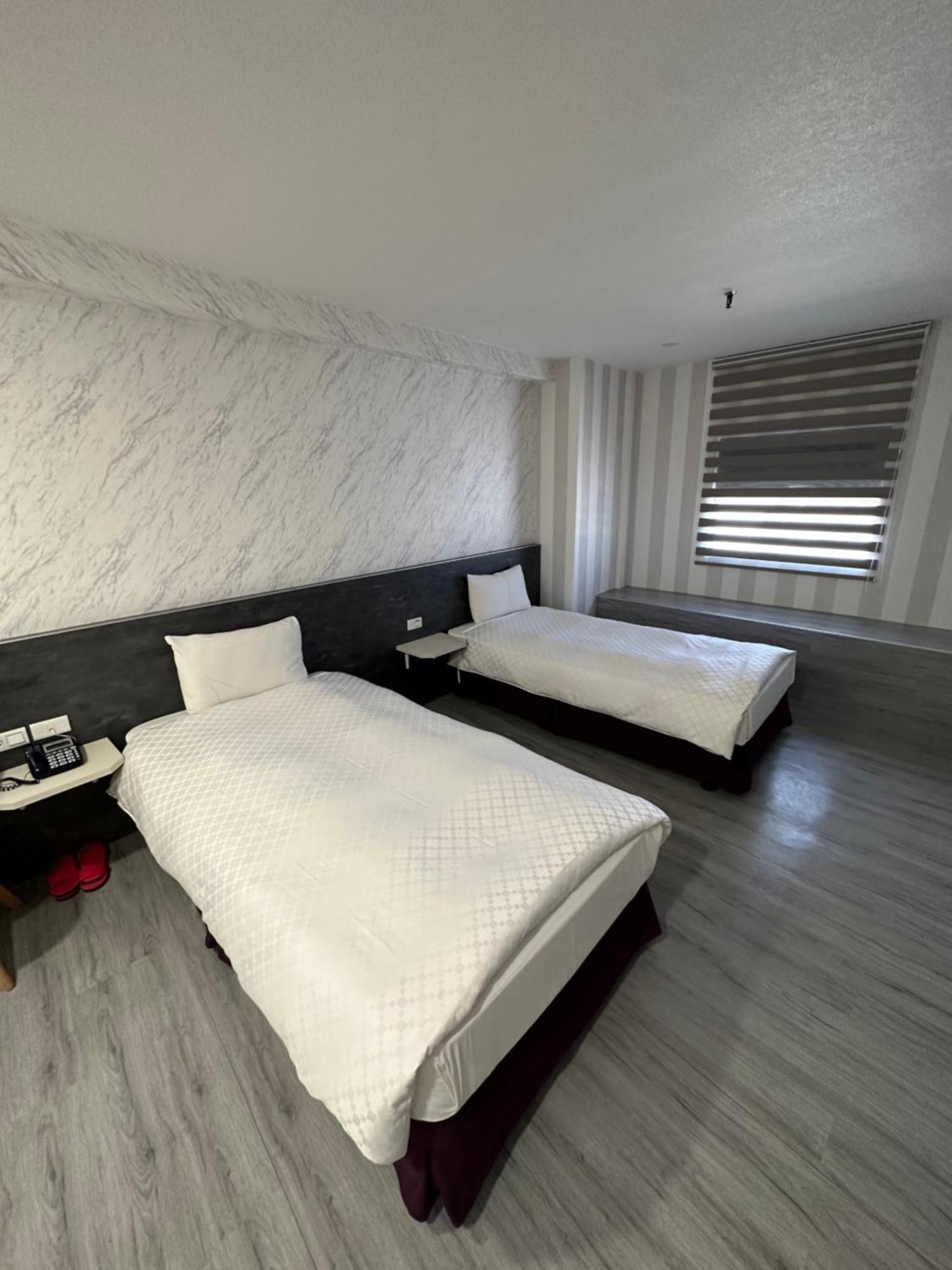Lan Yin Tie Dao Hotel Tainan Exterior photo