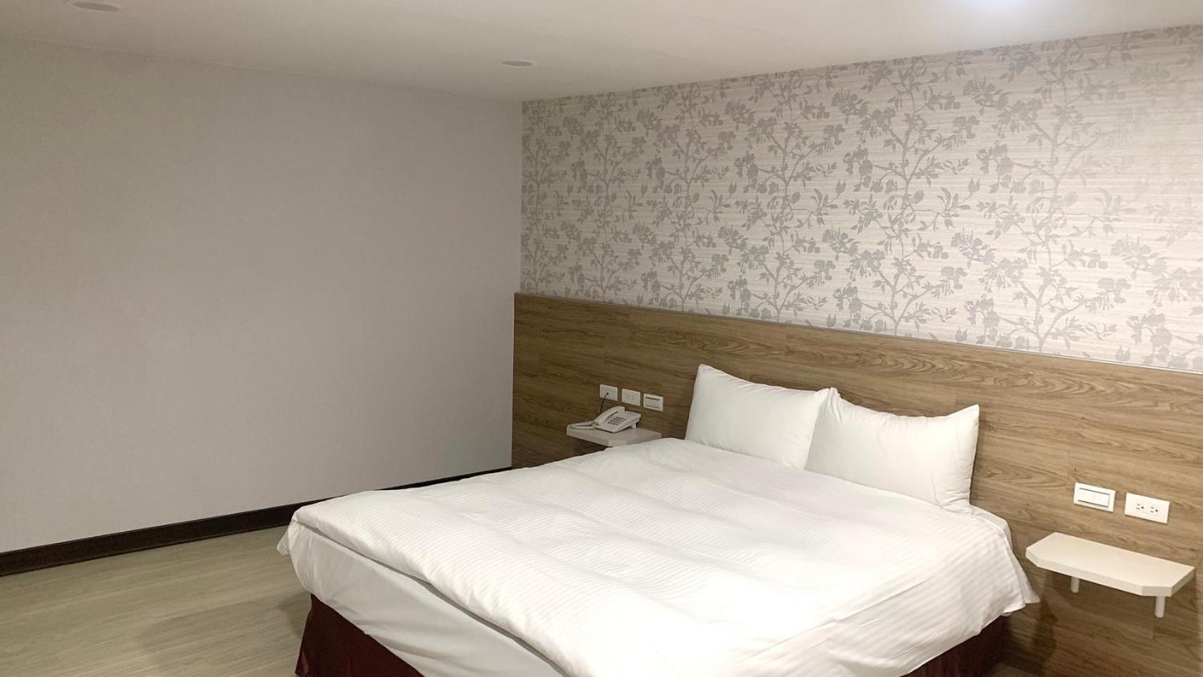 Lan Yin Tie Dao Hotel Tainan Exterior photo
