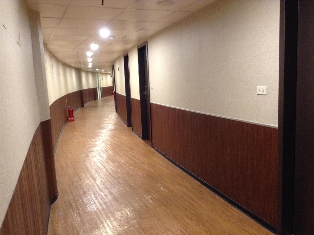 Lan Yin Tie Dao Hotel Tainan Exterior photo